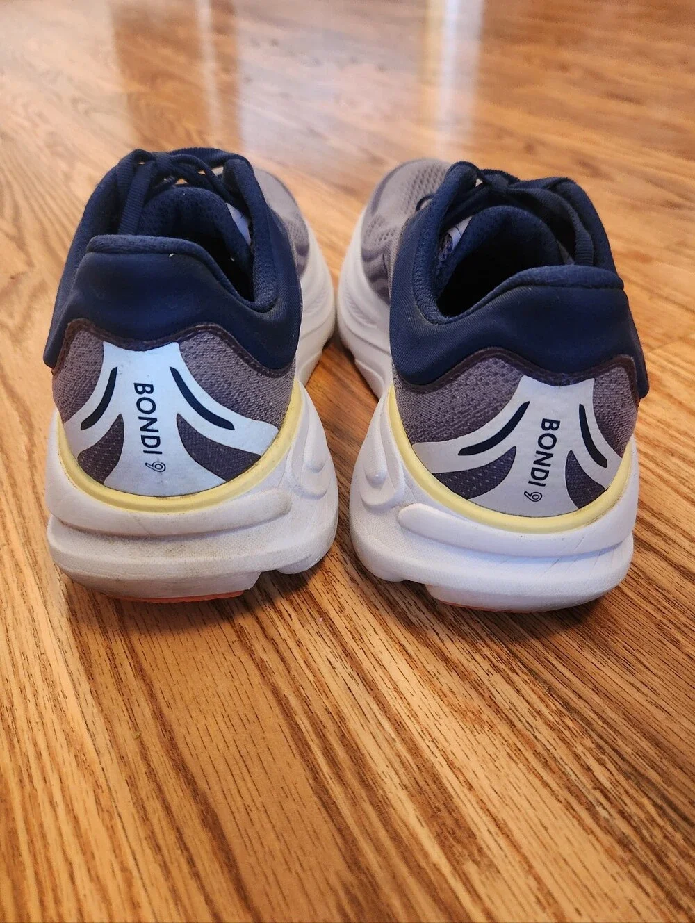 HOKA Bondi 9 Running/Walking Shoes
